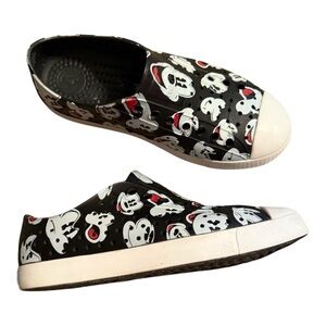 Disney Native Mickey Mouse Slip on Shoes Women’s 8
